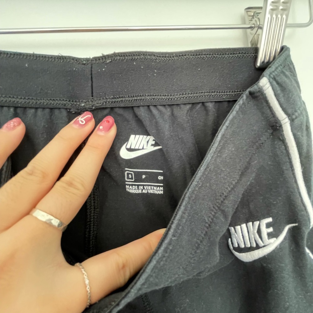 Black Nike Leggings with White Logo and Vertical Stripe Size S - Picture 4 of 7